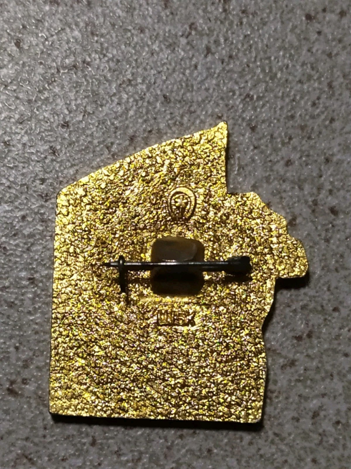 Old Soviet slogan badge reverse and fastening