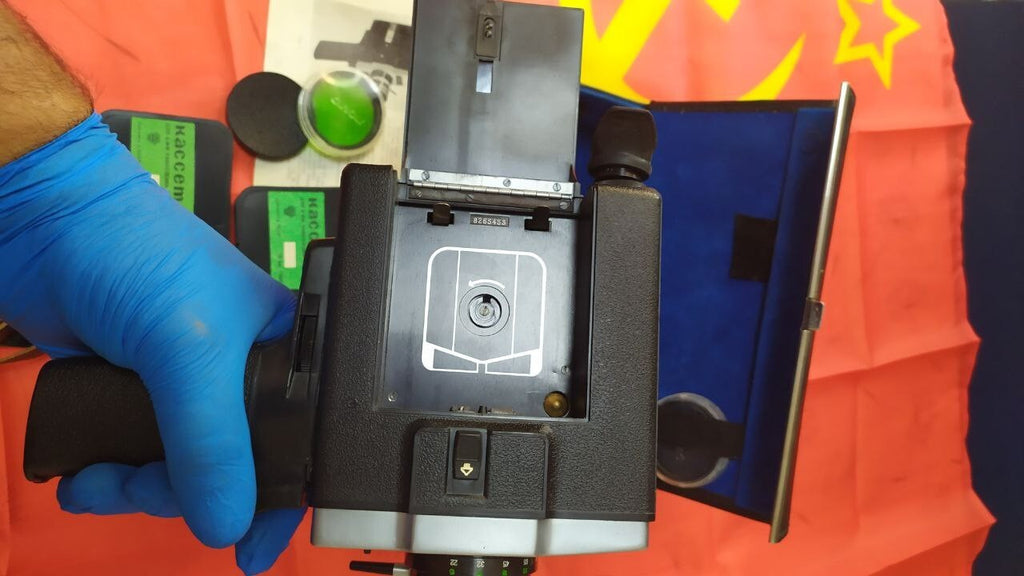 LOMO Agat-14 f2.8 9-27mm zoom lens on a Soviet 8mm movie camera – detail 16