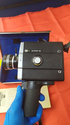 Avrora 215 vintage movie camera with four Super 8 film cassettes – detail 6