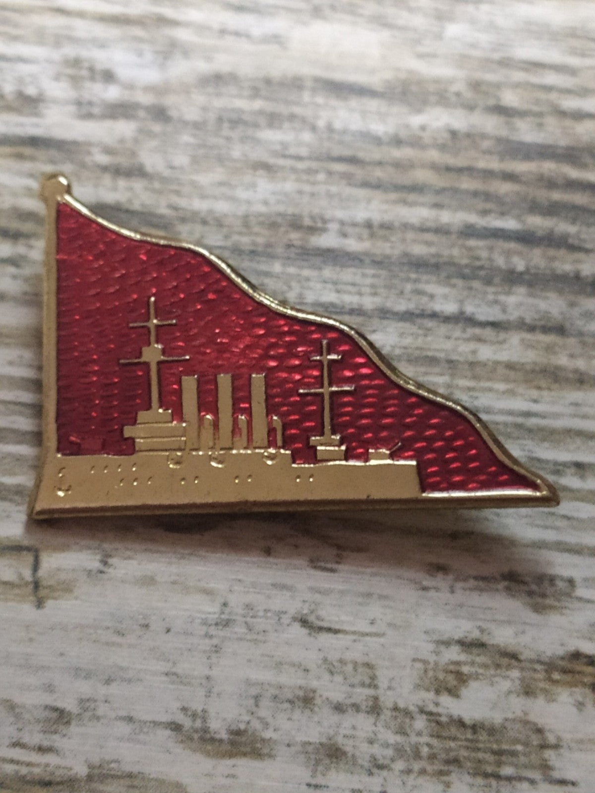 Battleship Aurora pin badge with red pennant in guilloche enamel, USSR navy