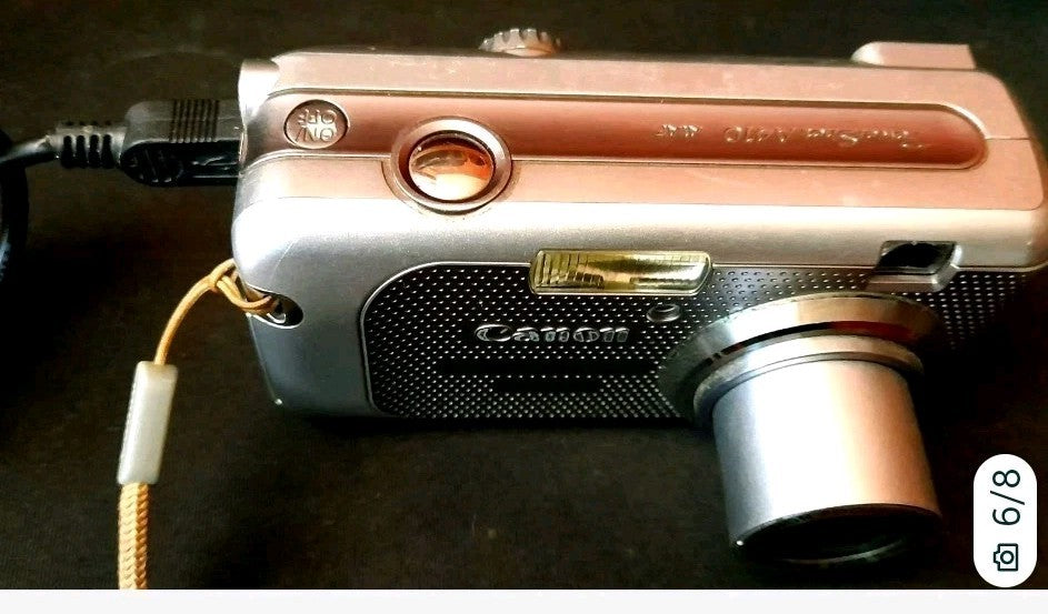 Y2K digicam Canon A410 back with buttons and screen