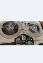 6E1P magic eye level indicator on the Soviet tube tape recorder