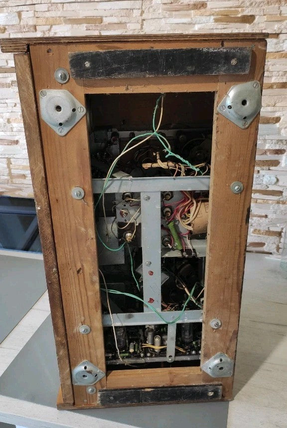 Geometric front speaker grille of the vintage reel to reel recorder – detail 8