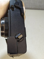 Vintage Soviet compact camera Elikon 35C with built-in pop-up flash – detail 11