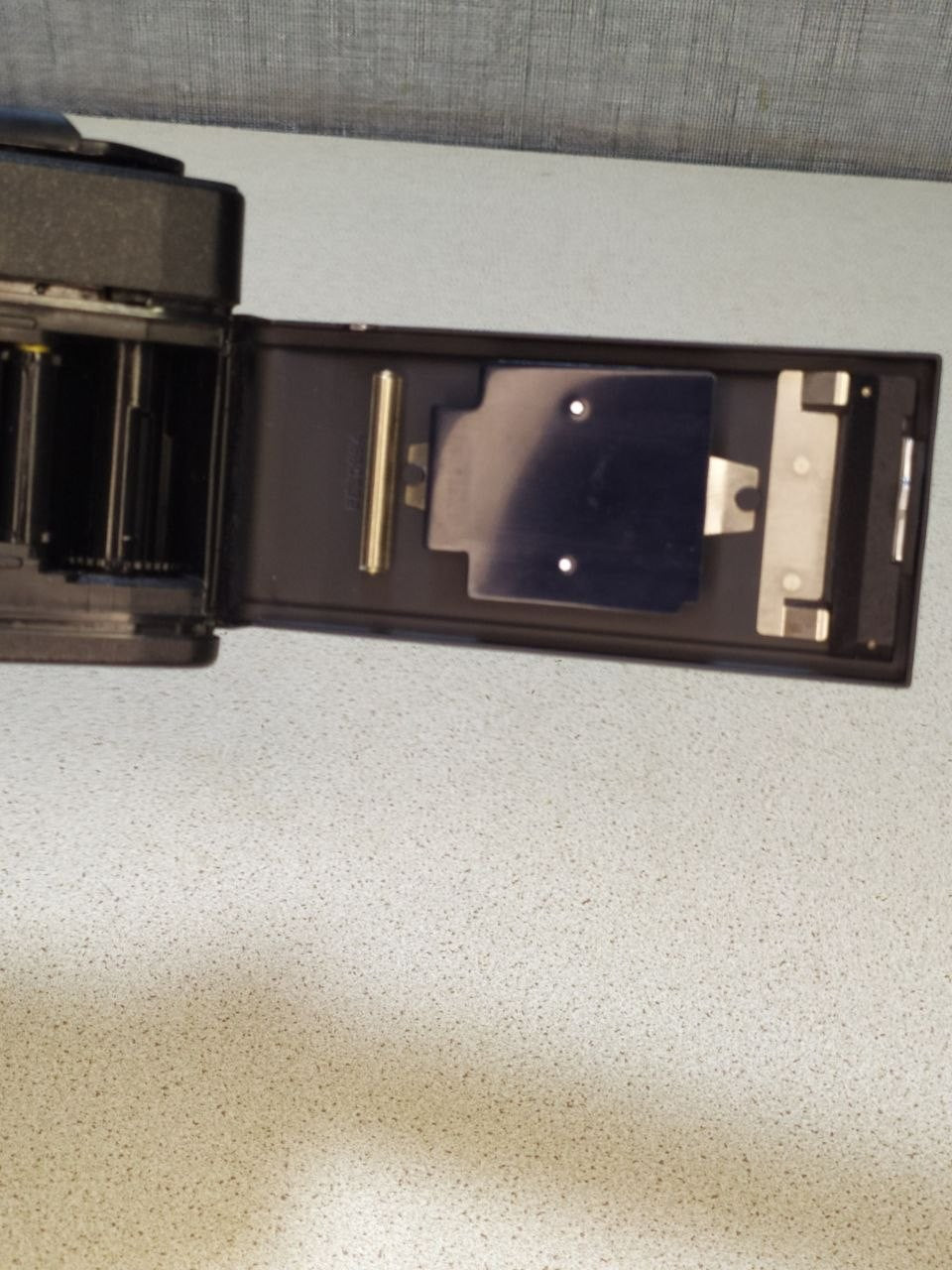 Elikon 35C film camera with original black hard case – detail 16