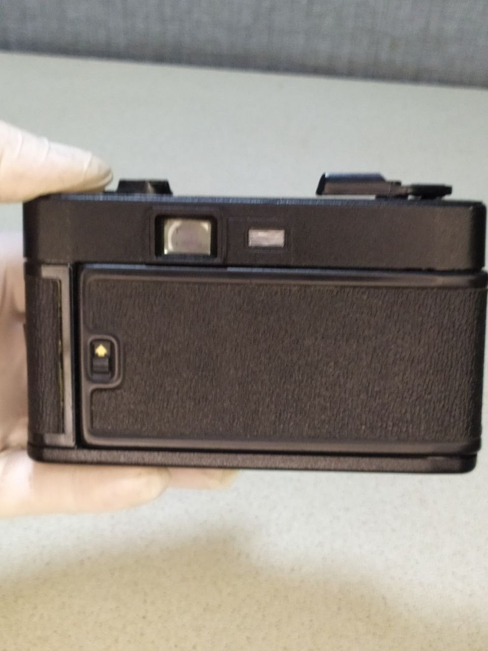 Elikon 35C film camera with original black hard case – detail 19