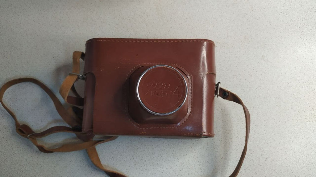 FED-4 rangefinder camera body with film advance lever