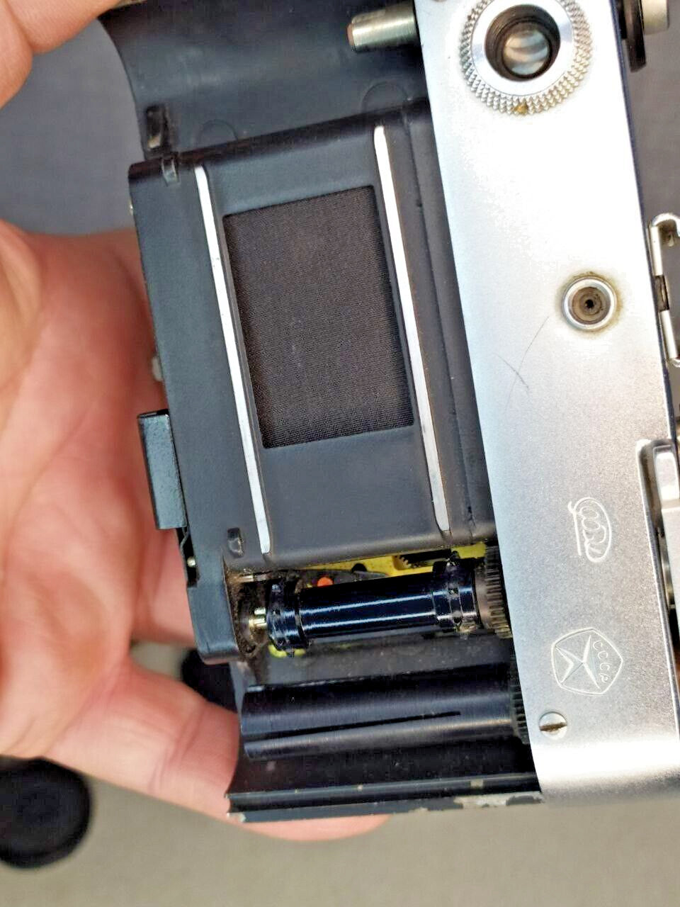 Industar-61 L/D 2.8/55 lanthanum glass lens on a Soviet camera – detail 12