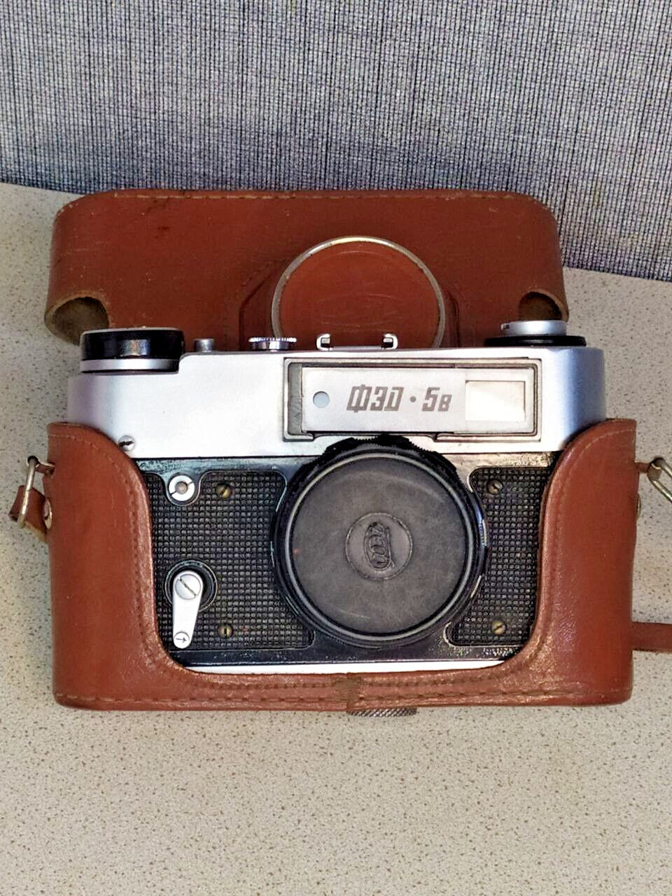 Original factory passport with matching serial number for a FED camera – detail 7