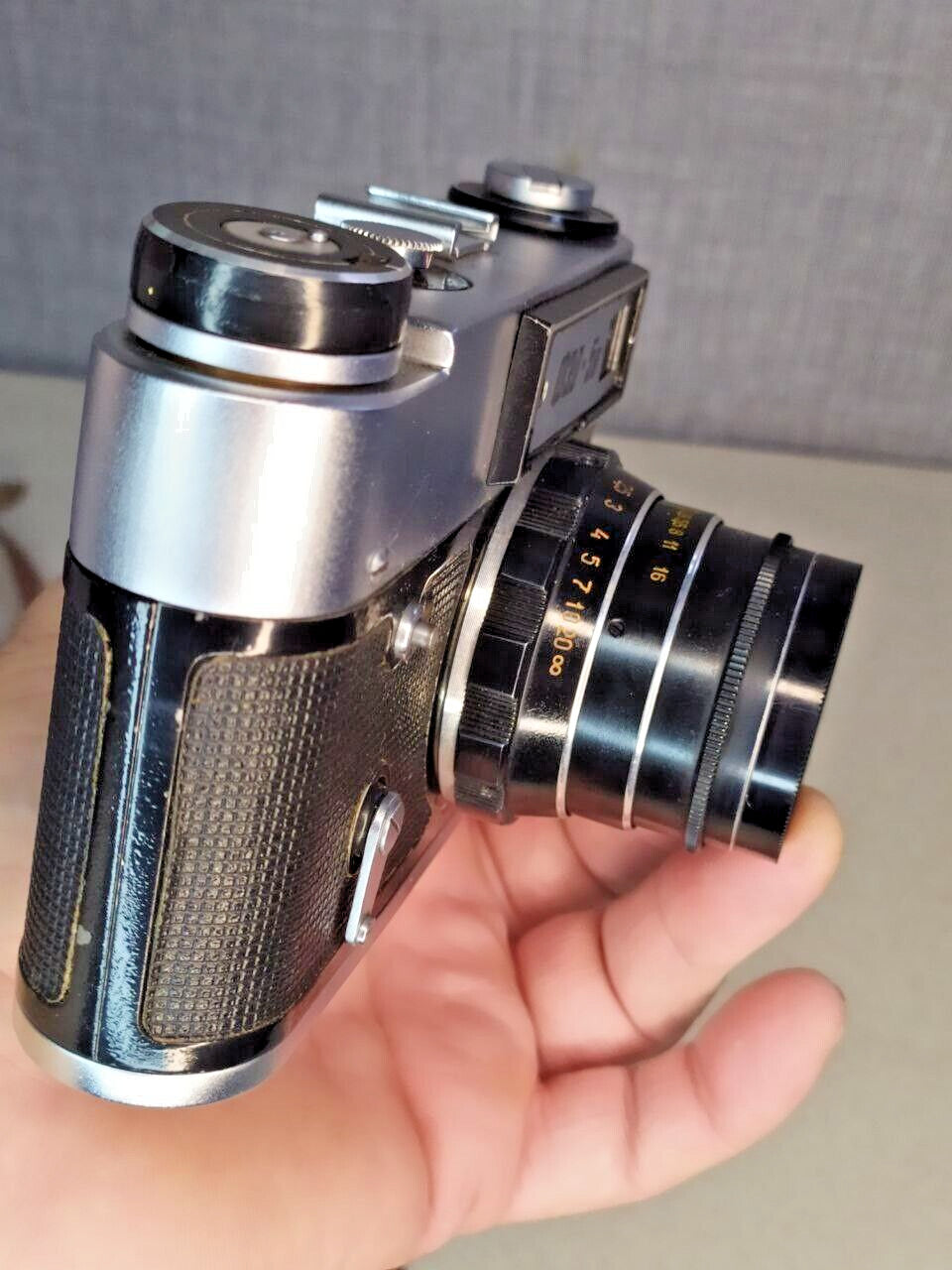 Industar-61 L/D 2.8/55 lanthanum glass lens on a Soviet camera – detail 9
