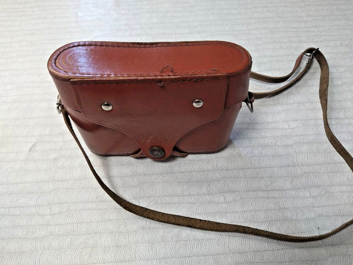 Vintage FED-5B camera with chrome details and faux leather body – detail 5