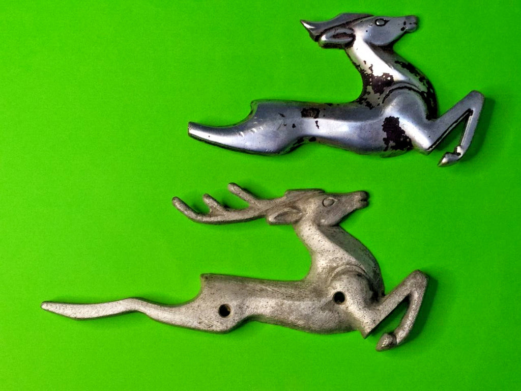 GAZ-21 Volga hood ornament leaping deer figures, set of 2 for restoration