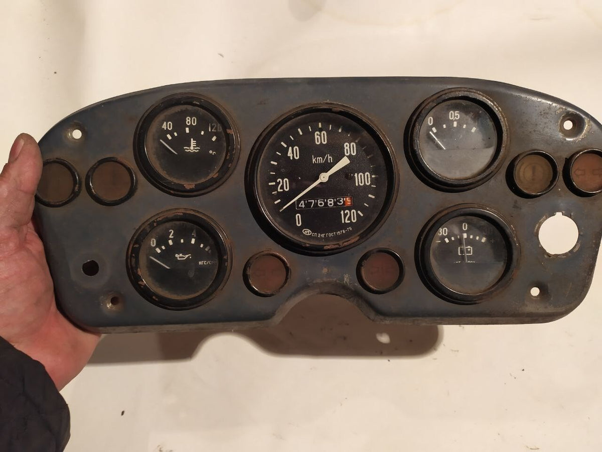 GAZ-52 instrument panel speedometer scaled to 120 km/h with odometer