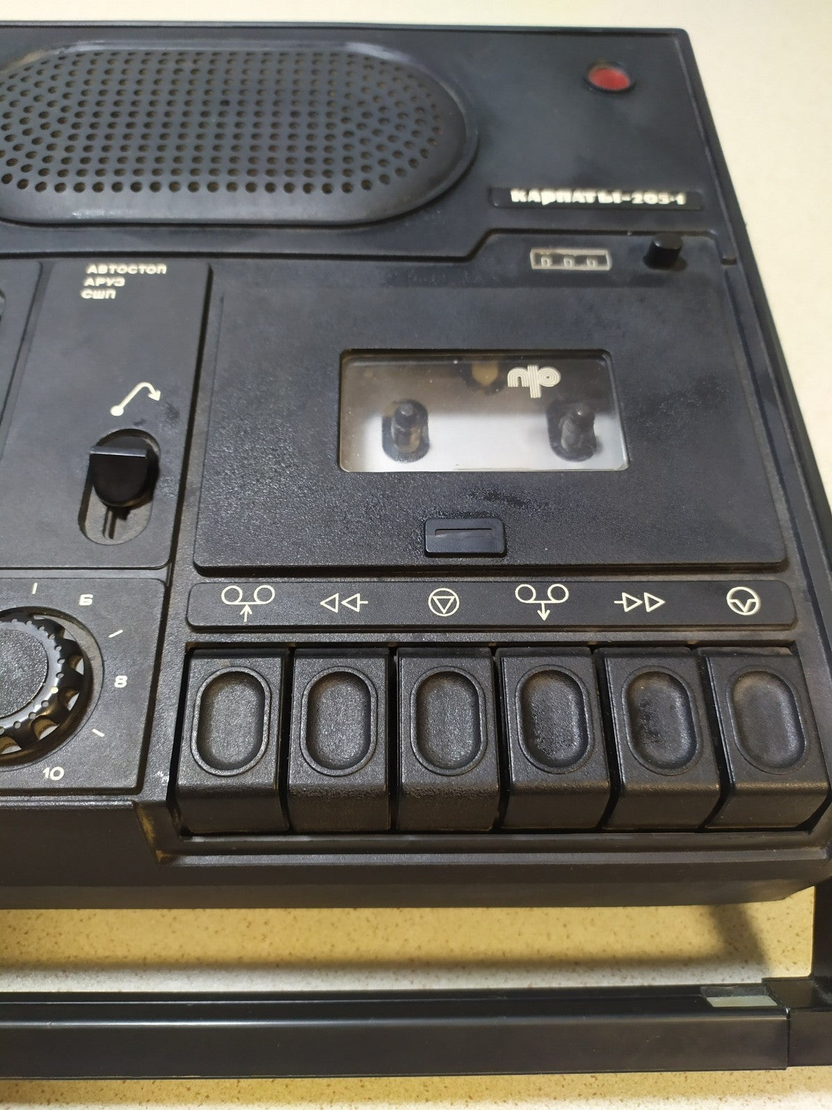 Karpaty 205-1 control panel with tape counter