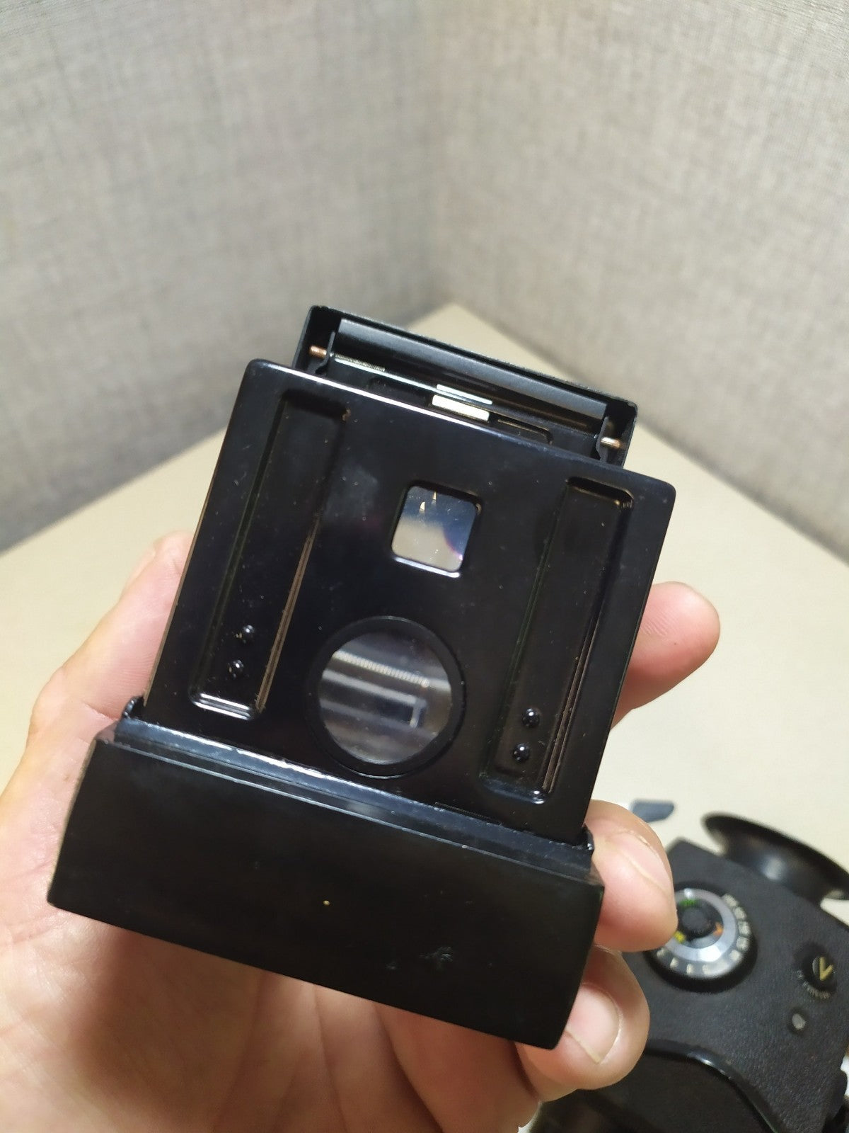 Kiev 6C 6x6 SLR with TTL prism viewfinder attached – detail 17