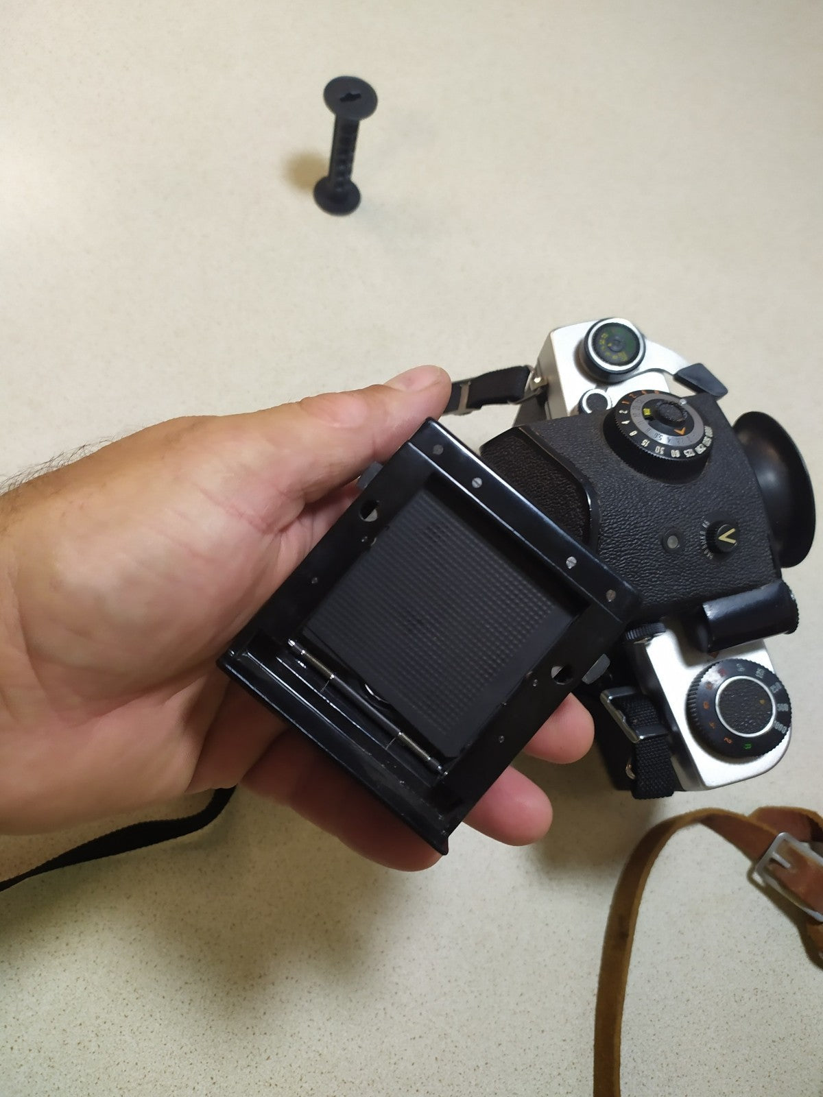 Soviet medium format camera body with Vega-12B lens – detail 18