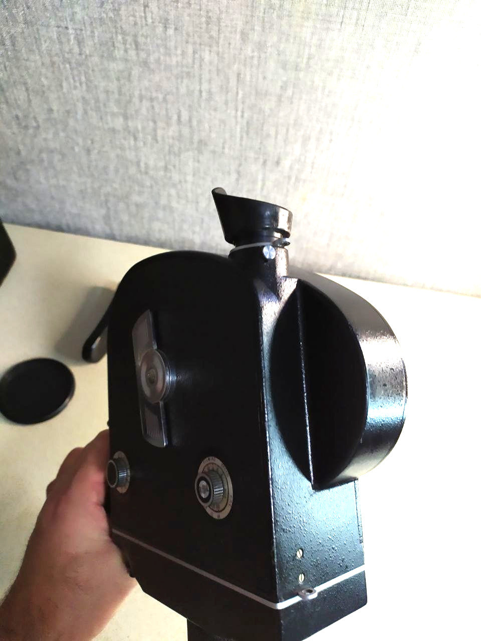 Meteor-5-1 M42 lens on Soviet 16mm camera – detail 15