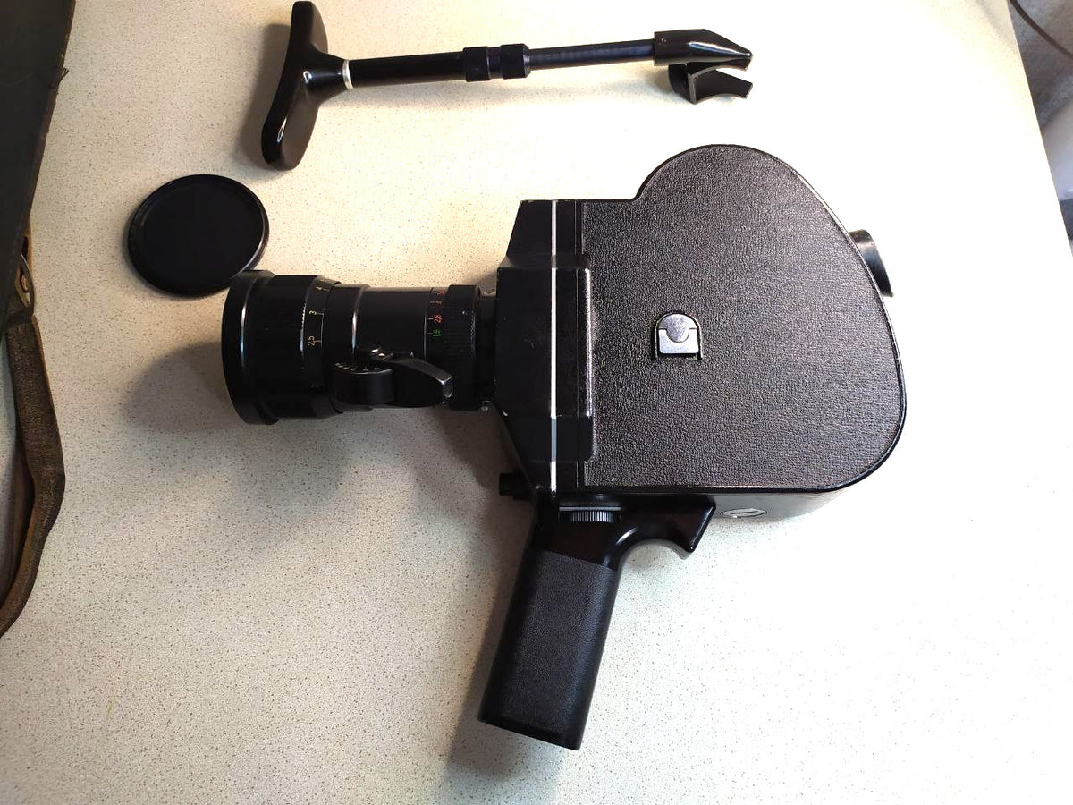 Krasnogorsk-3 camera in its carrying case – detail 19