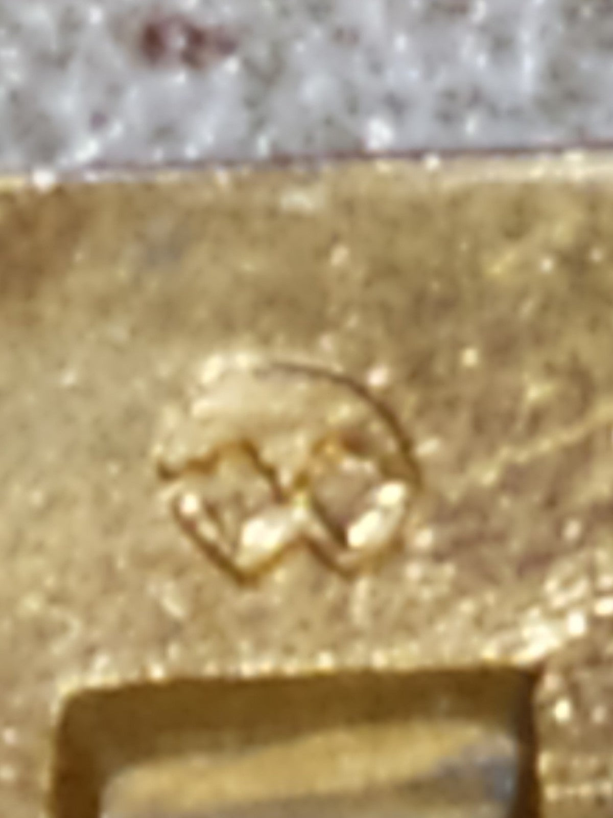 Soviet Lenin 50 anniversary badge with red enamel – detail 5