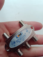 4 in 1 out satellite signal switch with F-type connectors – detail 6