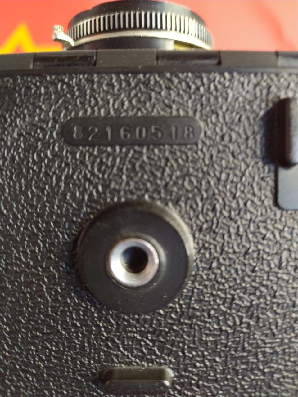 Soviet twin-lens reflex camera Lubitel 166B with Latin lettering, export version – detail 14