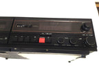 Mayak USSR tape recorder with built-in amplifier, three-quarter view – detail 7