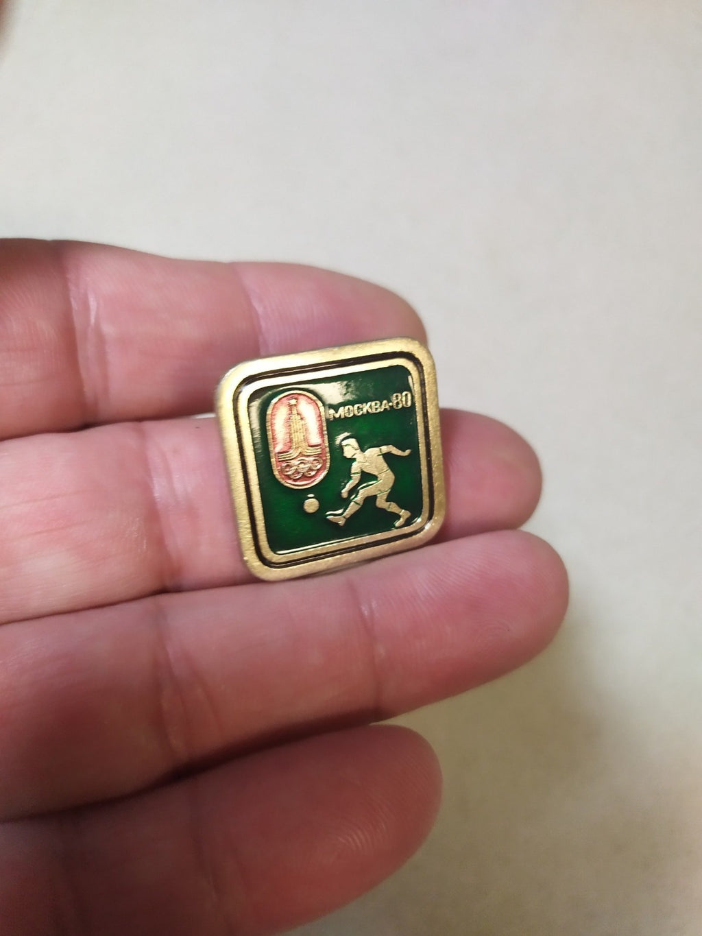 Vintage Moscow 80 soccer enamel badge MMD