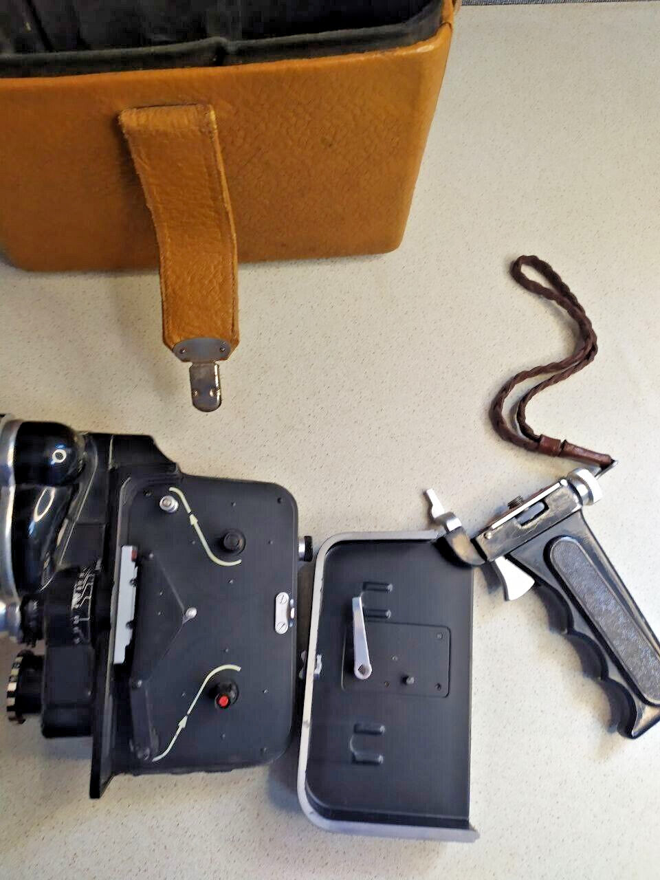 Soviet movie camera Neva-2 with detachable pistol grip attached – detail 11