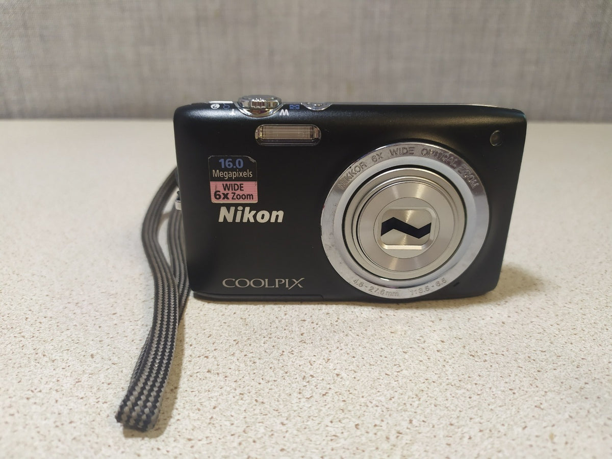 Nikon Coolpix S2700 old digital camera in black, front view