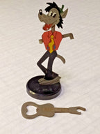 Soviet era collectible Wolf figurine with removable guitar bottle opener – detail 5