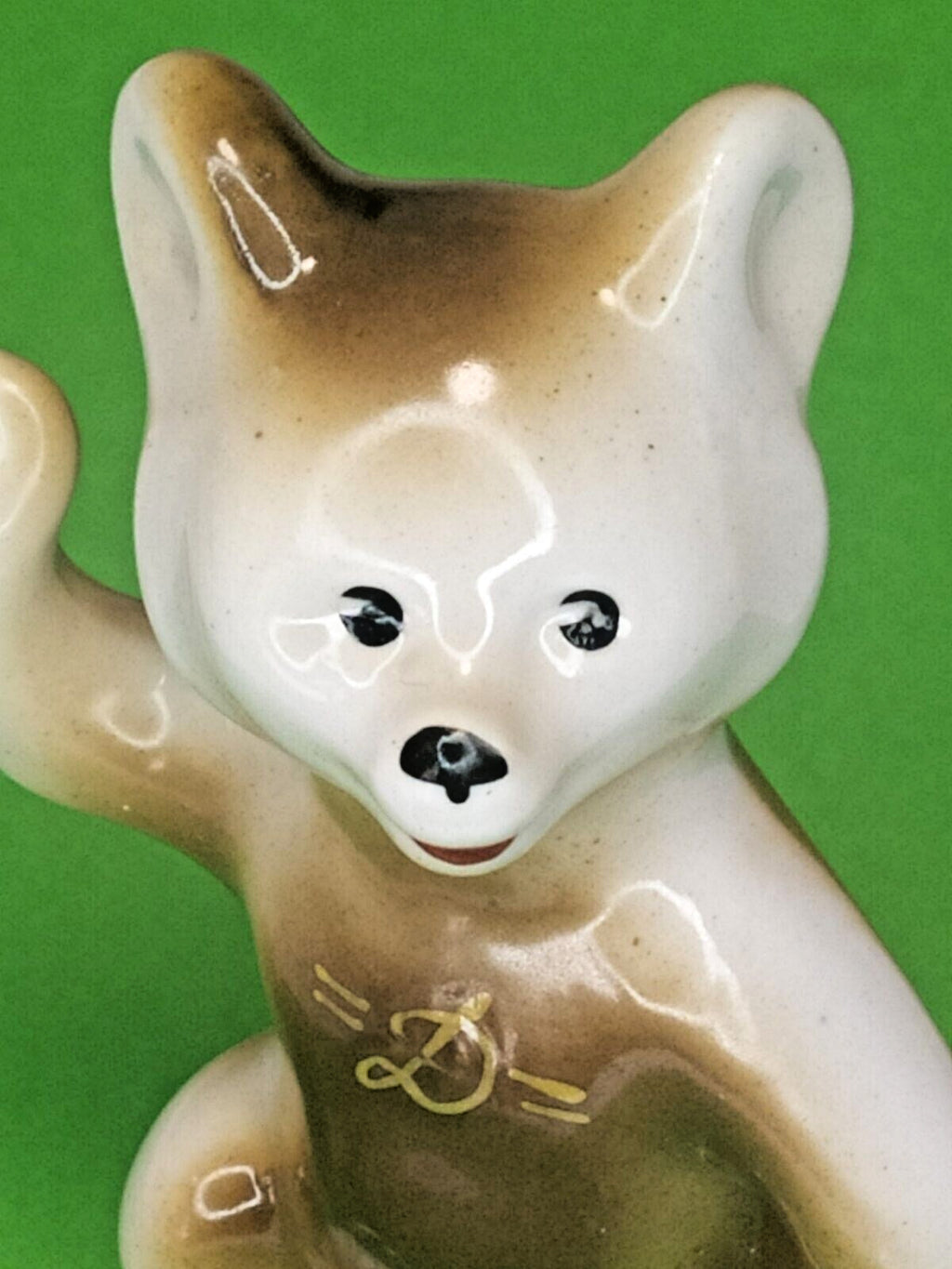 Soviet porcelain footballer figurine from Polonne Art Ceramics Factory – detail 11