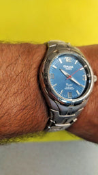 OMAX Crystal wristwatch with fold-over clasp – detail 10