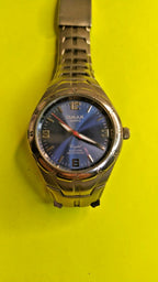 OMAX watch with luminous hands and bold numerals at 12, 3, 6 and 9 – detail 8