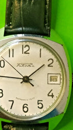Back of Raketa USSR watch with serial number 59135 – detail 7