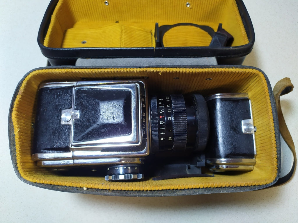 KIEV 88 TTL Medium Format Camera Body + VEGA-12B 90mm f2.8 Lens USSR