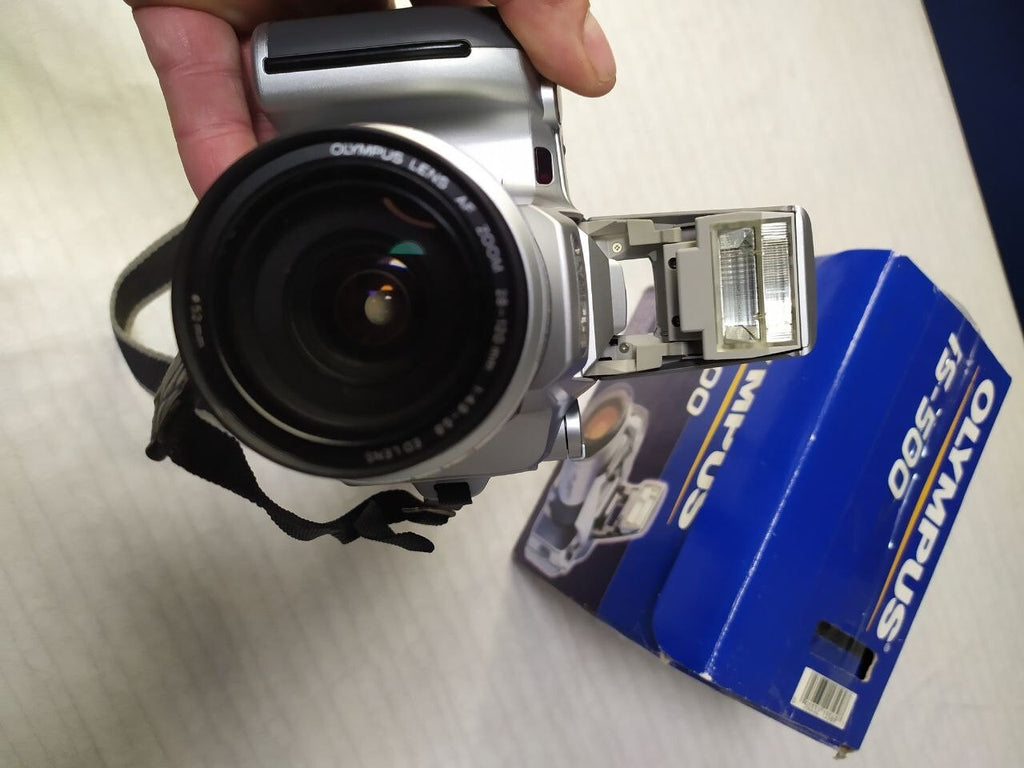 Olympus IS-500 Quartz Date 35mm SLR Film Camera + 28-120mm Lens - Boxed - Untest