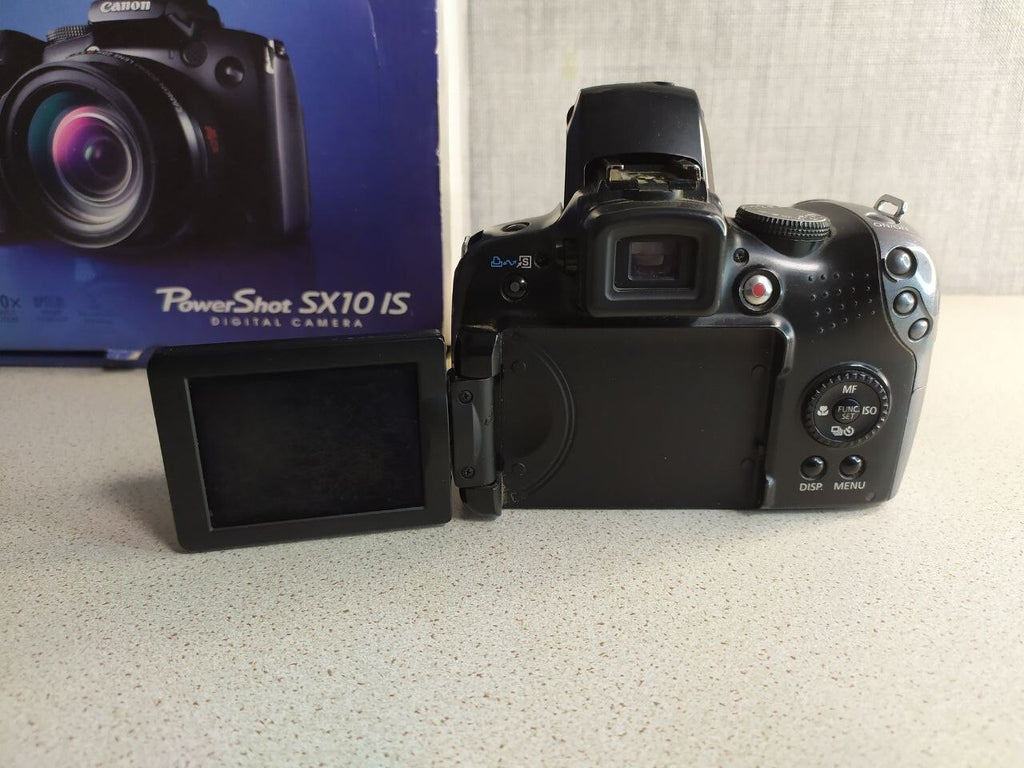 Canon Power Shot SX10 IS 20x Optical Zoom 10.0MP Digital Camera Black