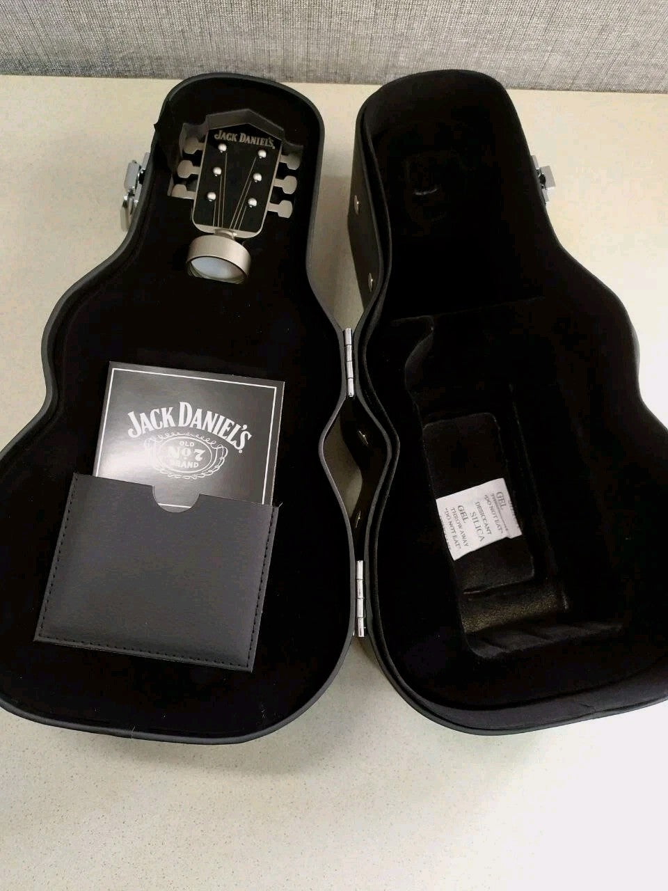 NOS Jack Daniel's Guitar Case Gift Tin Box with Metal Guitar Head Pourer Spout Rare