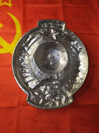 High-relief aluminum Soviet emblem with globe and sun rays – detail 6