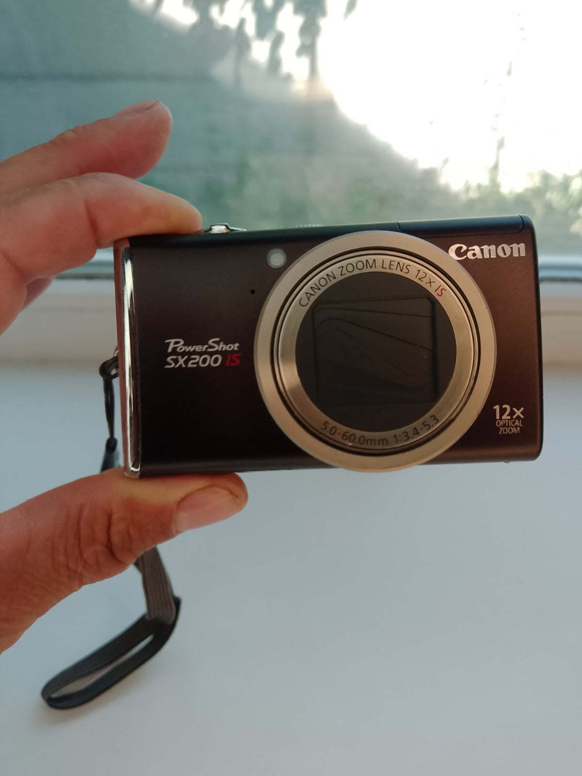 TESTED digital camera CANON PowerShot SX200 IS 12.1 MP, black, (full set). Japan