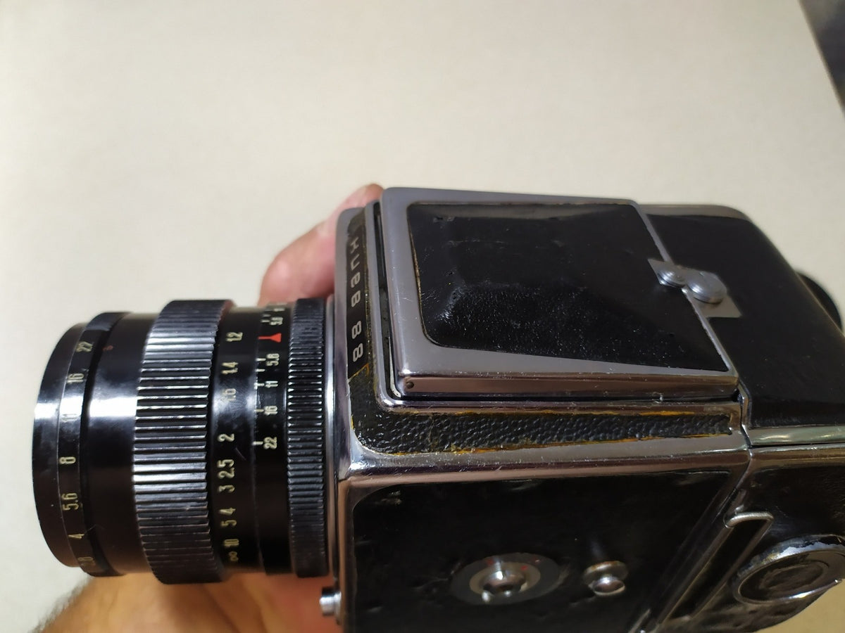 KIEV 88 TTL Medium Format Camera Body + VEGA-12B 90mm f2.8 Lens USSR