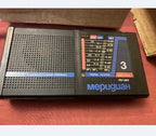 Meridian RP-303 Soviet portable radio dial scale and tuning wheel – detail 5