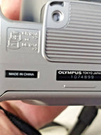 Olympus IS-500 film camera with built-in flash and quartz date back – detail 5