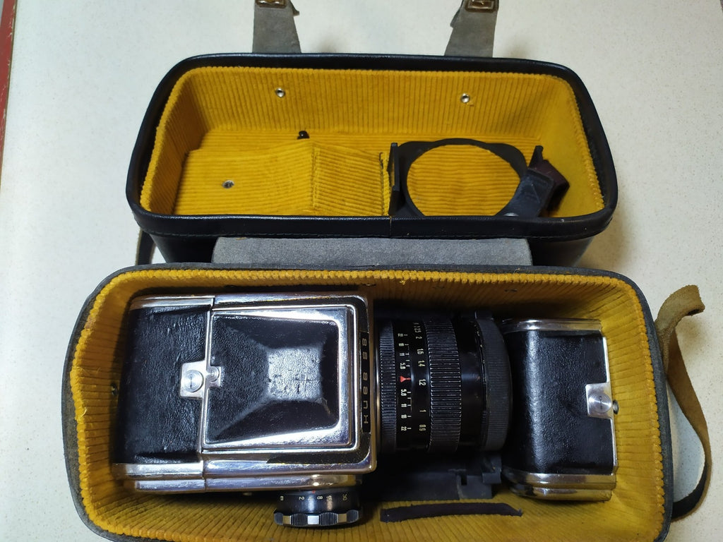 KIEV 88 TTL Medium Format Camera Body + VEGA-12B 90mm f2.8 Lens USSR