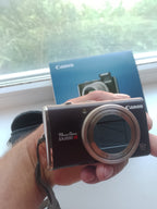Vintage digital camera set with soft case, wrist strap and 4GB SDHC card – detail 19