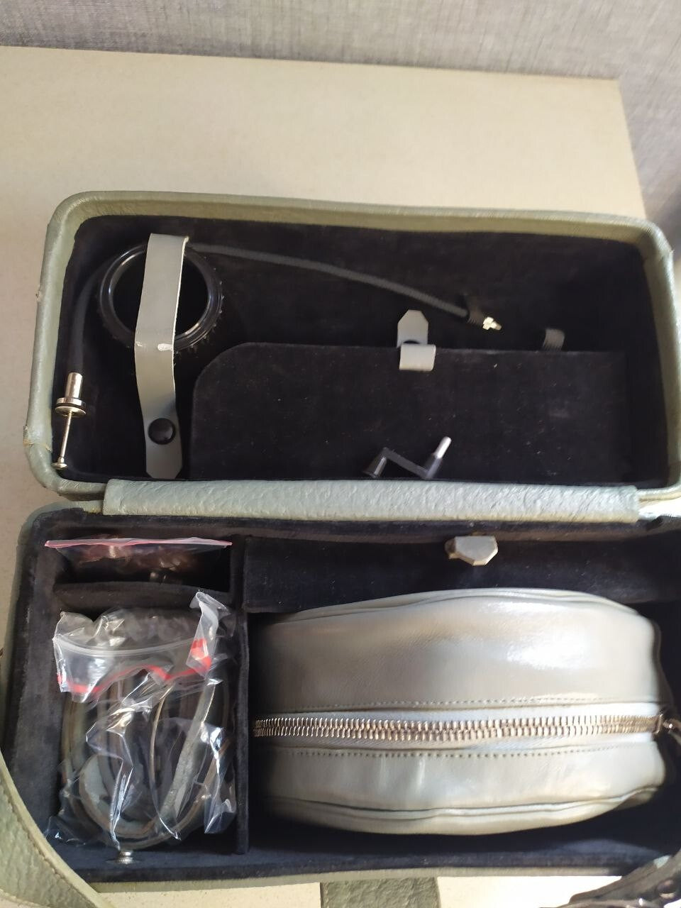 RARE Vintage Soviet 16mm Movie Camera LADA LOMO USSR - Full Set, Case, Manual