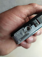 Canon IXUS compact digital camera with large rear screen – detail 23