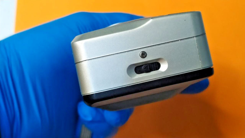 Samsung Fino 30 SE compact camera with wide-angle 28mm lens – detail 5