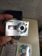 Vintage digital camera Sanyo VPC-E760 front view with 3x zoom lens – detail 8