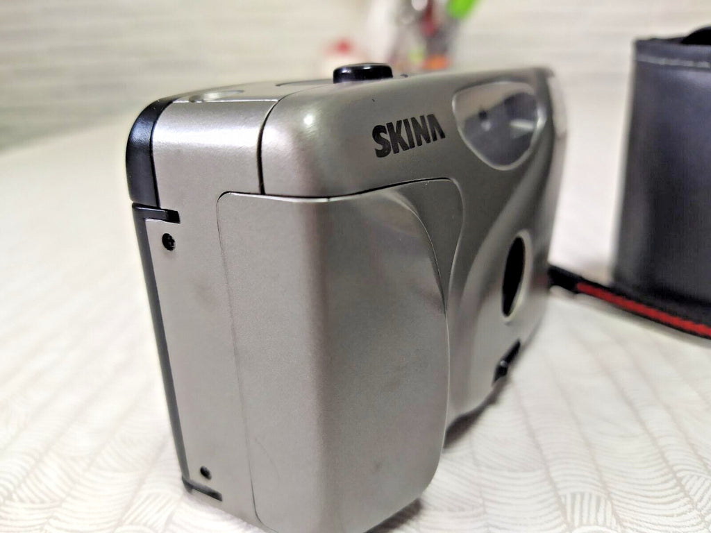 Vintage Skina focus free compact camera with built-in auto flash – detail 8